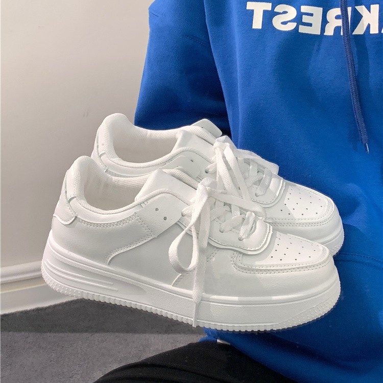 Damskie białe sneakersy na pla – Vans Shoes Old Skool recenzja i cena