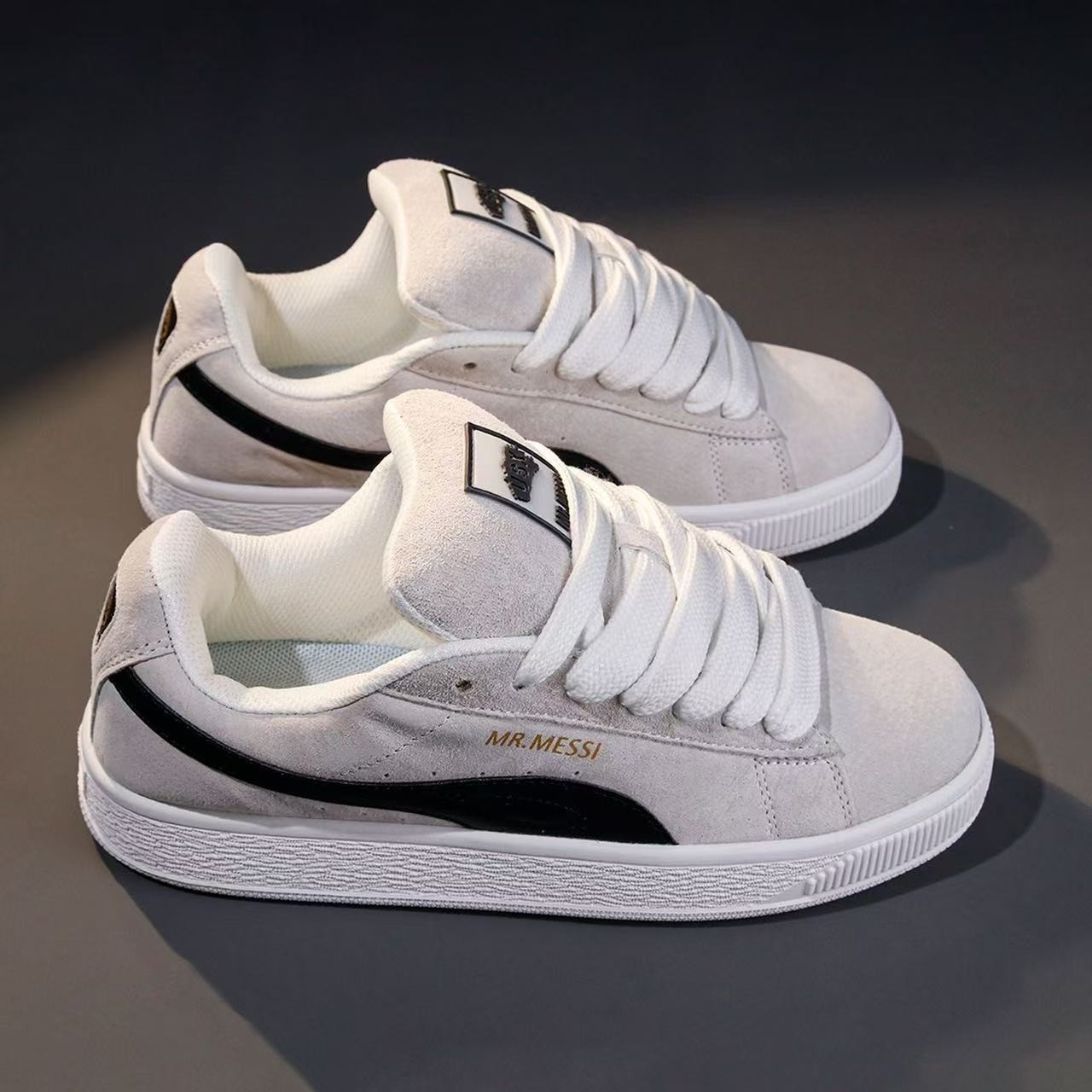 Modne damskie sneakersy 2025,  – Vans Shoes Old Skool recenzja i cena